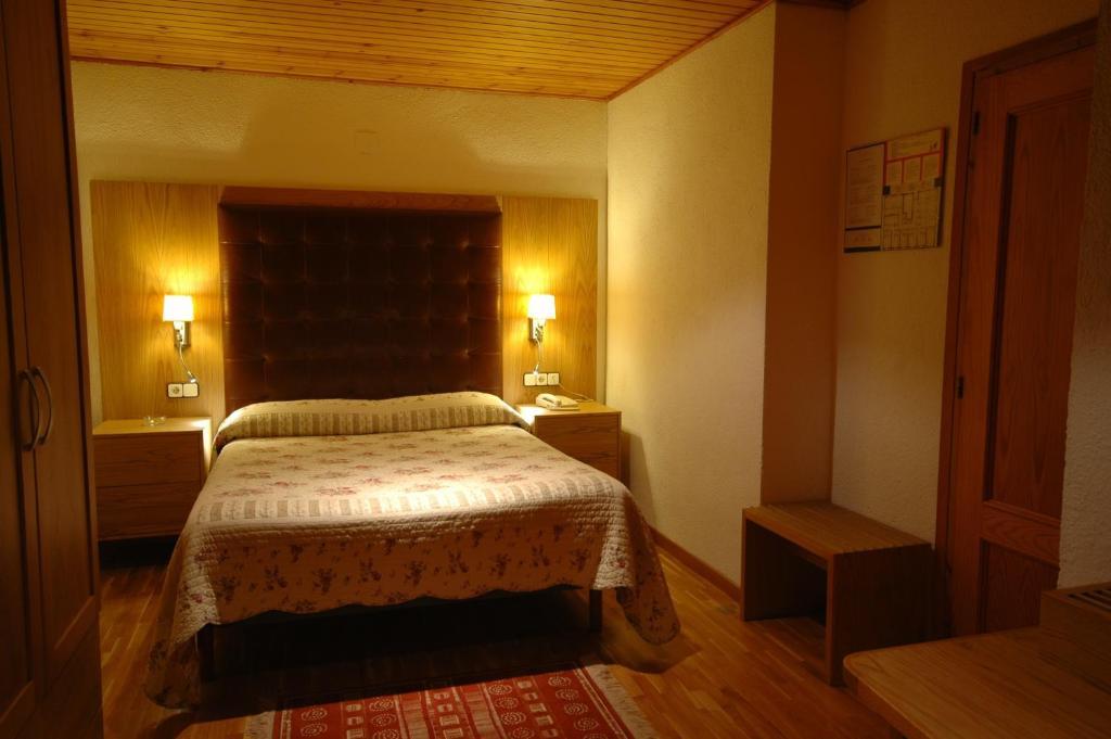 Hotel Els Puis Esterri d'Àneu Kamer foto